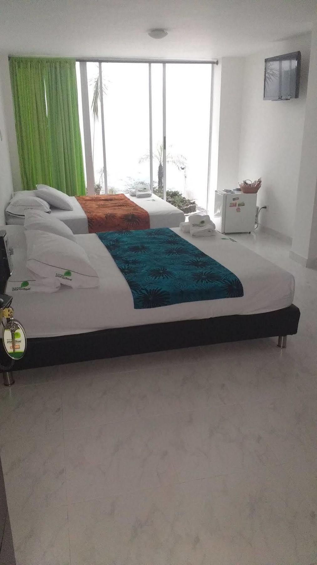 Hotel Paradise Lleras 麦德林 外观 照片