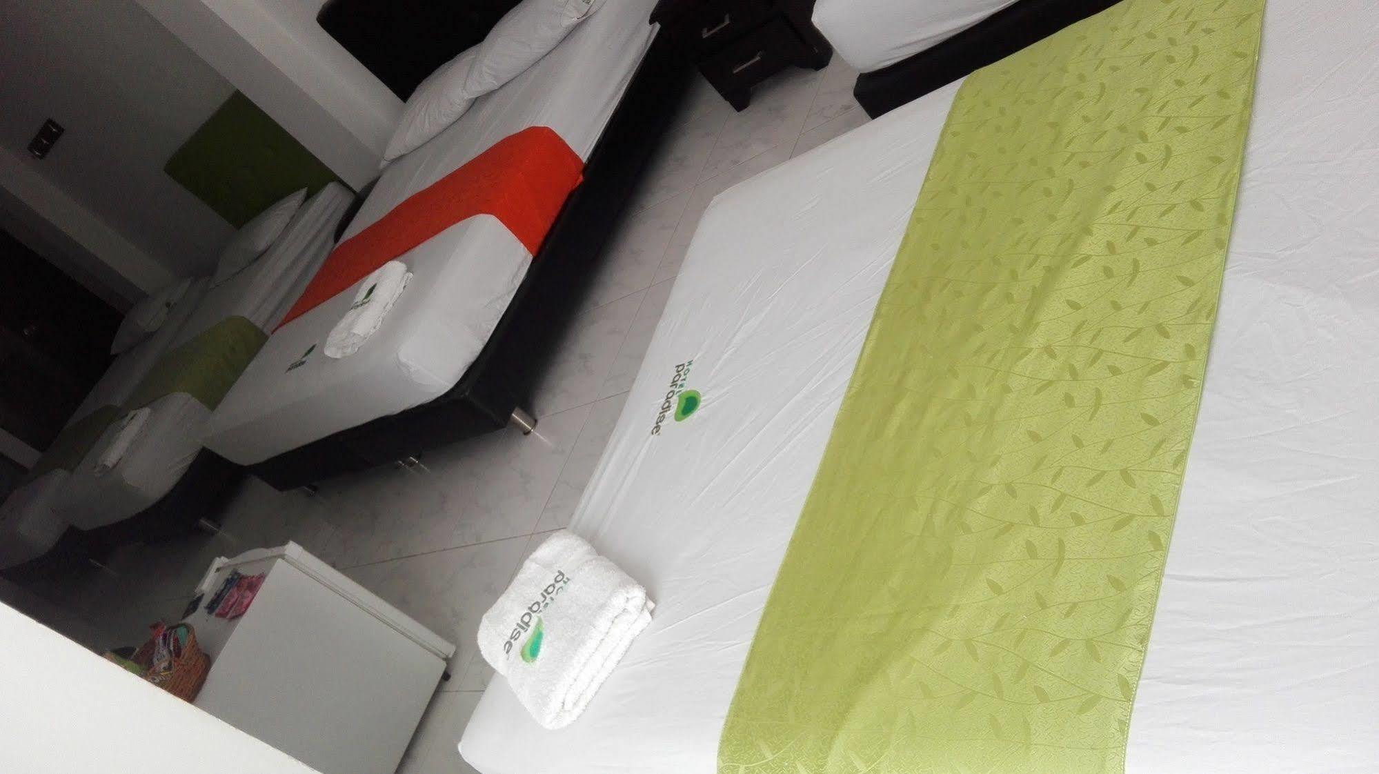 Hotel Paradise Lleras 麦德林 外观 照片